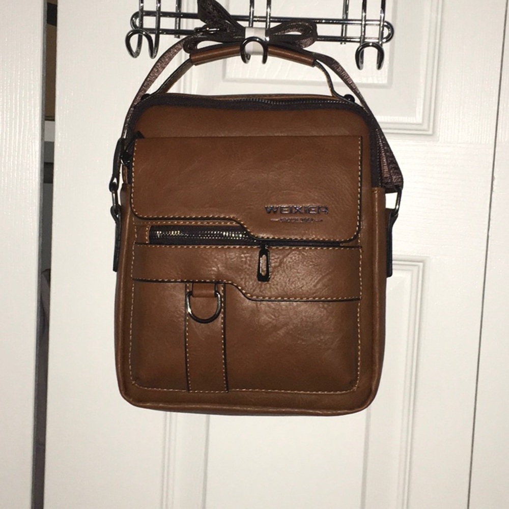 Crossbody bag
